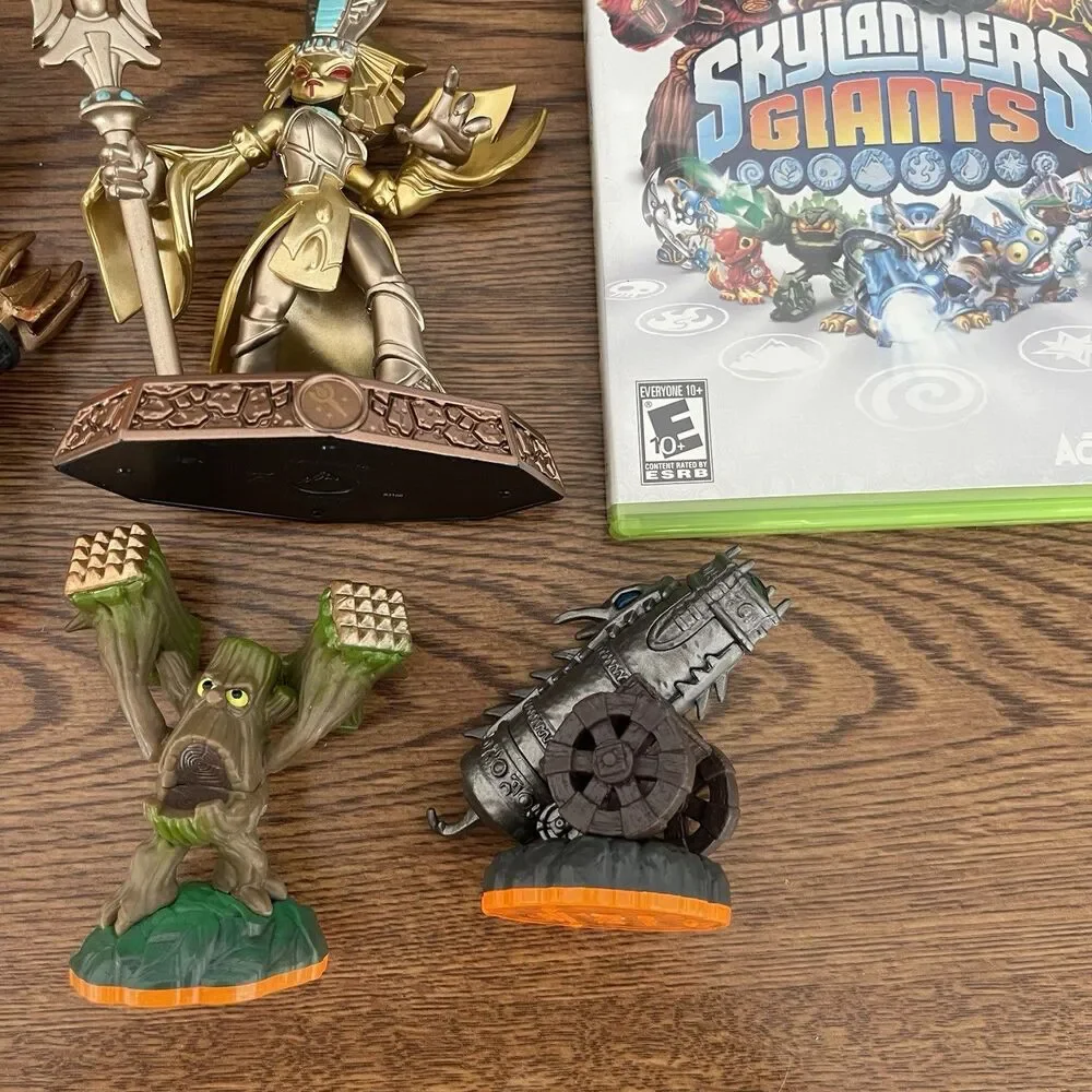 Skylanders Giants Lot 10 Figures, Portal Of Power,  Xbox 360 Game